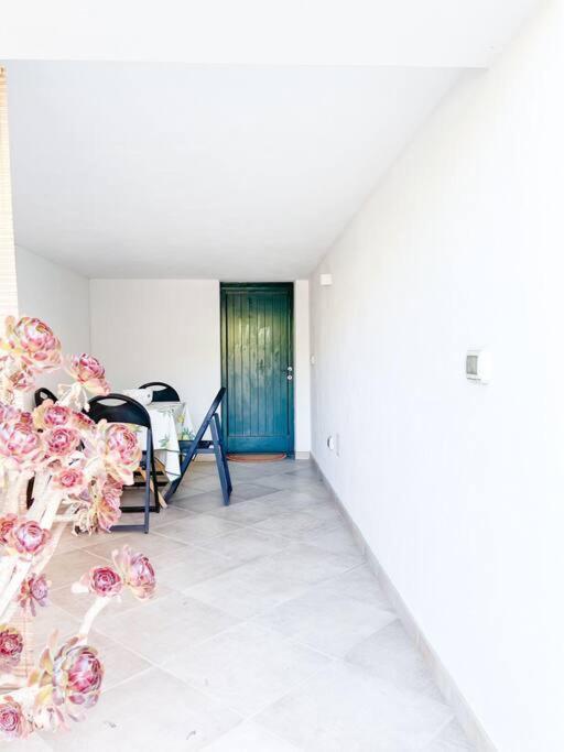 Villa Hibryd: In Centro, A Due Passi Dal Mare Oristano Exterior foto